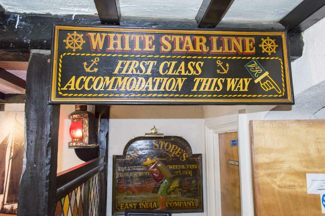 The Liverpool Arms Hotel Beaumaris Luaran gambar